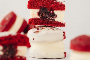 RED-VELVET